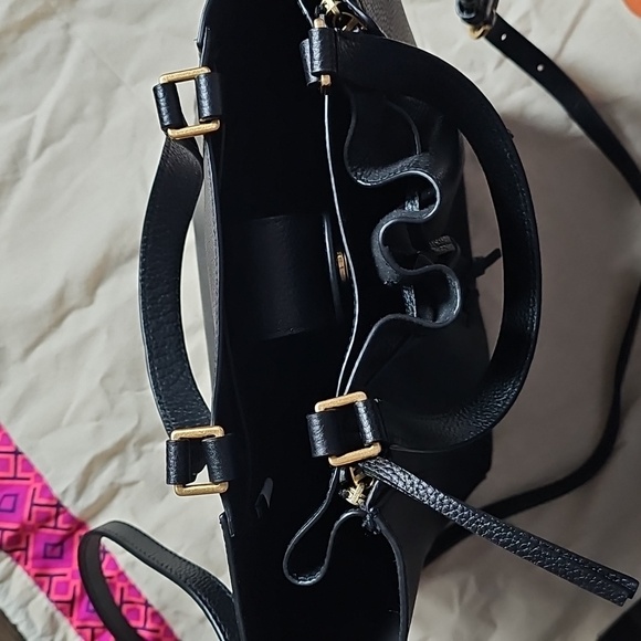 Tory Burch Magraw Dragonfly Black Leather Shoulder Bag - Picture 4 of 13